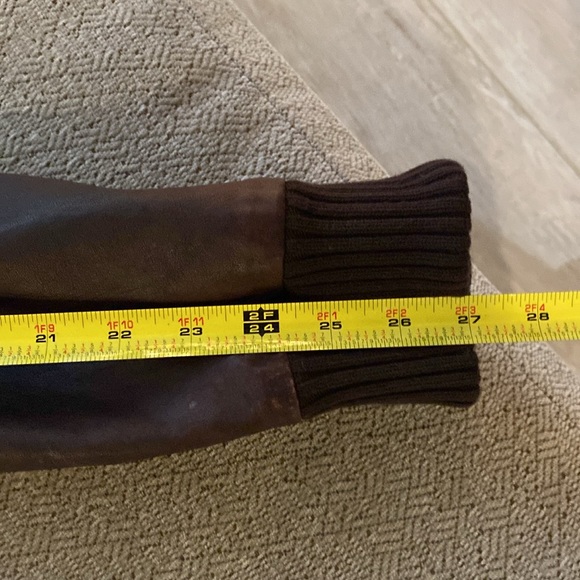 Leather jacket - Picture 4 of 13